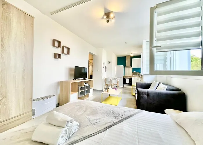 Nazaire - Le Sembat - Proche - Wifi Fibre *