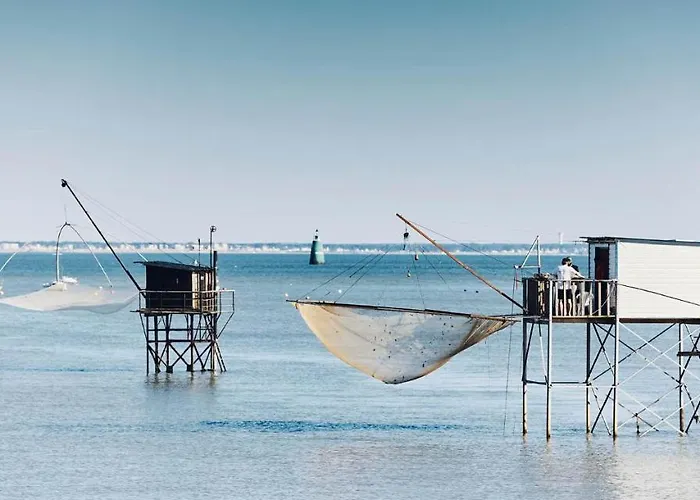 Nazaire - Le Sembat - Proche - Wifi Fibre アパート